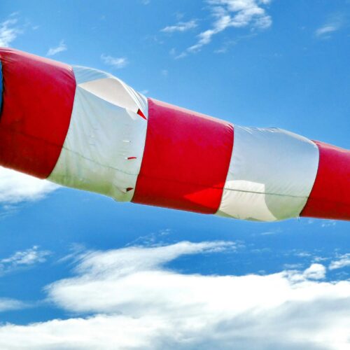 Ancora forti raffiche di vento in provincia: oltre i 50 km/h