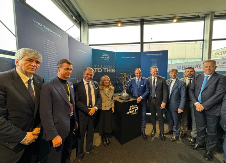 Vinitaly: la premier Giorgia Meloni visita lo spazio Piemonte, una regione “dove si mangia bene ovunque”