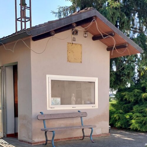 A Solero rubato il ritratto di San Giuseppe sulla facciata della cappelletta