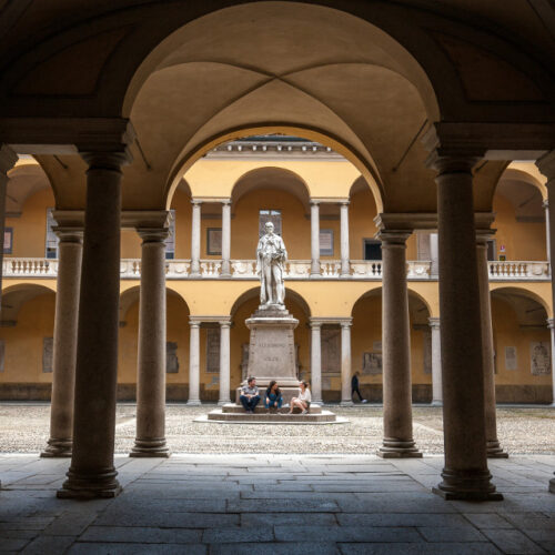 Università di Pavia, laureati sempre più soddisfatti: occupato il 95% a cinque anni dal titolo