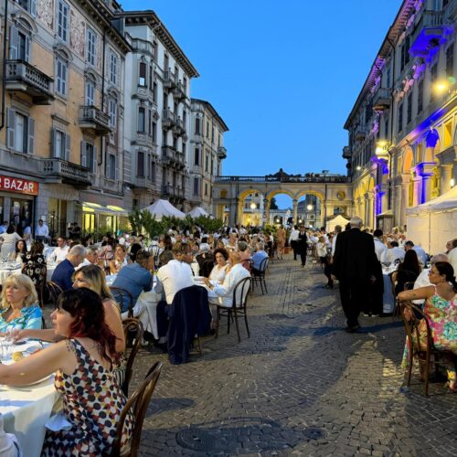 “Marconi sotto le stelle” ha illuminato solidarietà e un nuovo modo di vivere la piazza