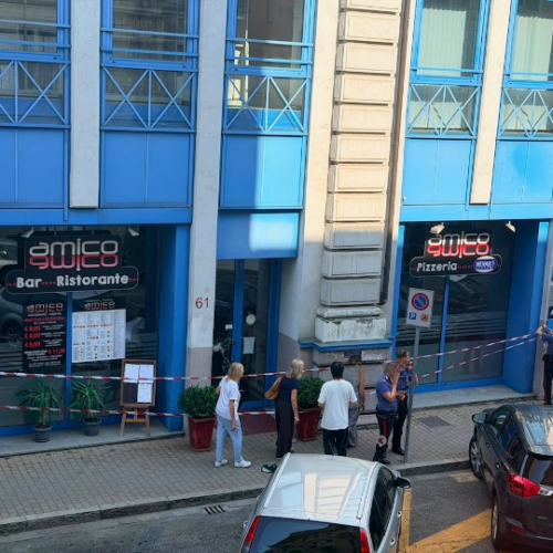 Spaccata nella notte al ristorante Amico&Amico di Alessandria. Ladro infrange la vetrina e fugge con il denaro della cassa