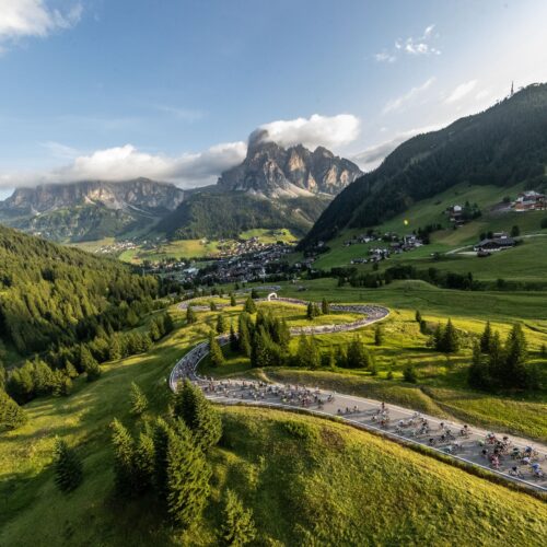 Anche 26 ciclisti alessandrini e 32 pavesi alla Maratona dles Dolomites Enel in Alta Val Badia