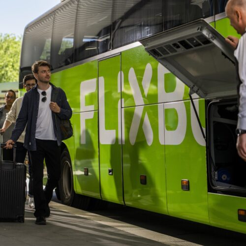 FlixBus potenzia il servizio con l’outlet di Serravalle Scrivia per l’estate: si potrà prenotare anche con la Ai