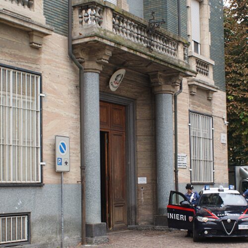 Tenta furti e aggredisce i Carabinieri. Arrestato due volte in tre giorni, ora è in carcere