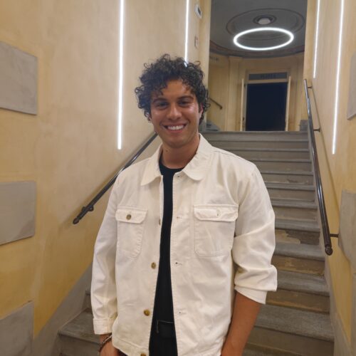 “Sto scrivendo canzoni bellissime. Non mi accontento”: dopo X Factor PierC pronto a spiccare il volo