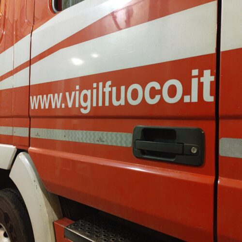 A fuoco rotoballe nell’acquese: intervento dei Vigili del Fuoco ancora in corso