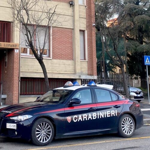 Richieste continue di soldi ai genitori e liti: arrestato un ventenne a Novi Ligure