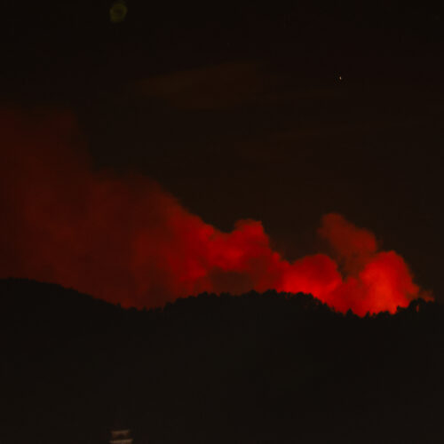 L’inferno di Mornese continua: notte di fuoco e oggi nuovi interventi dall’alto