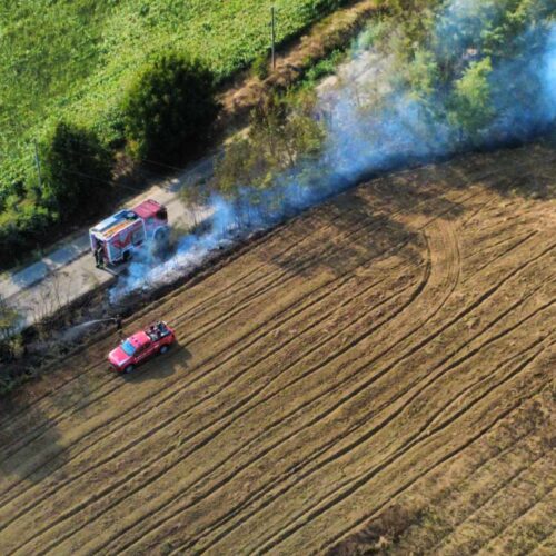 Spento l’incendio di sterpaglie a Felizzano