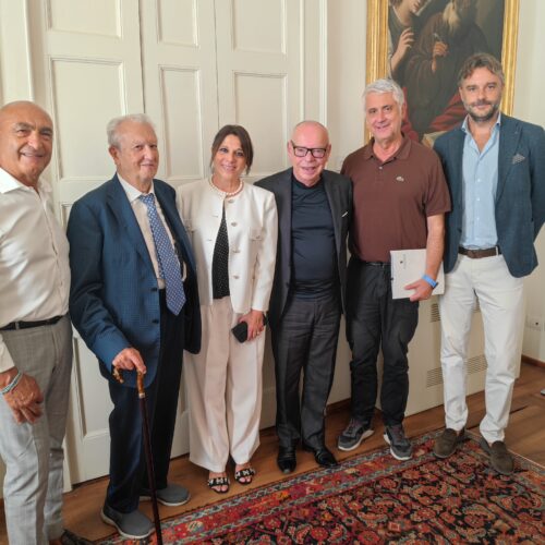 60 eventi in oltre dieci città, paesi e borghi: Pro.Com e Fondazione Cral vicini a negozi e piccole imprese