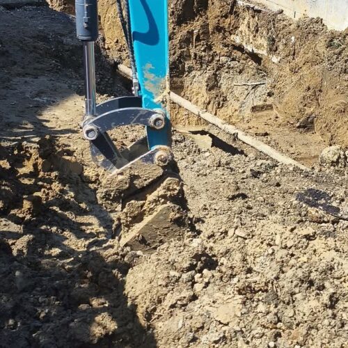 Rottura di una conduttura idrica a Valenza: alcune zone senza acqua fino a questa notte