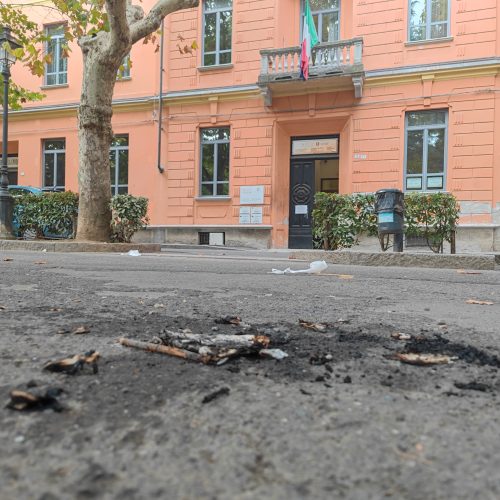 Tentata occupazione dell’Istituto Boccardo, il preside: “Portone chiuso e ingressi presidiati, nessun danno”